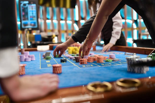 Live dealer table and sportsbook display on mobile screen